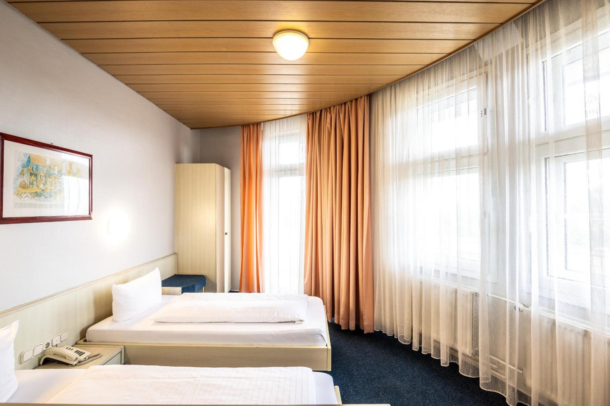 Und Rasthof Avus 2* Berlin