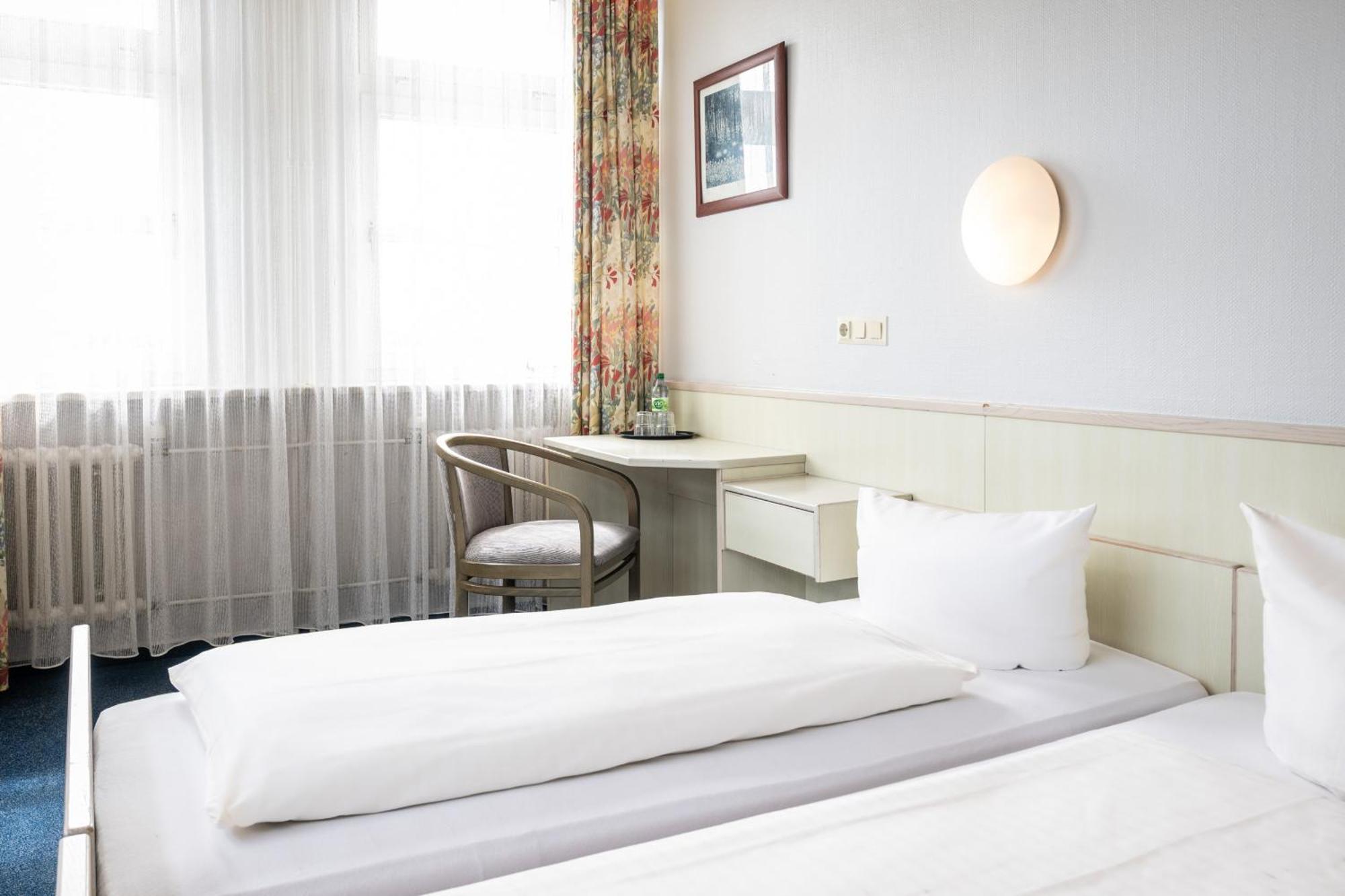 Motel Und Rasthof Avus 2*